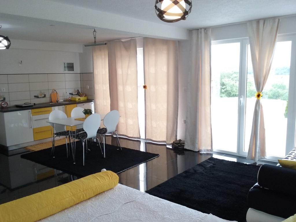 Apartment Melissa Rakovica Dış mekan fotoğraf